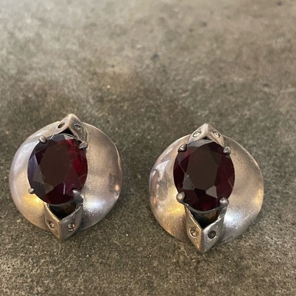 Pair Vintage Sterling Silver Castlecliff Earrings - Picture 7 of 8